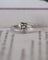 Bague 53 Bague solitaire moderne en or blanc et diamant ~0,80 ct 58 Facettes C2103