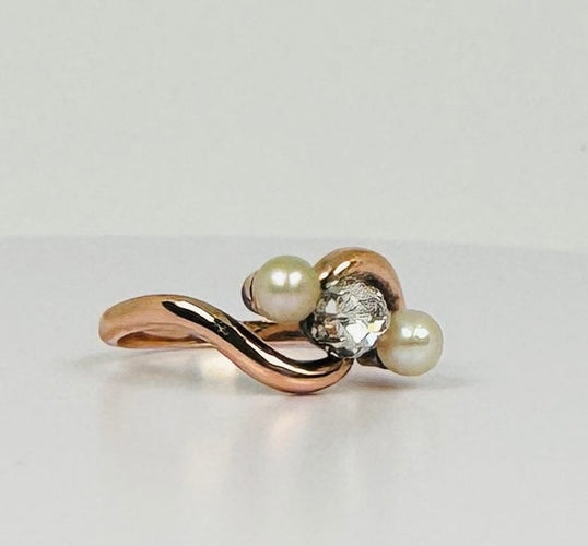 Bague Bague ancienne croisée en or rose 18 ct avec diamant et perles 58 Facettes 2206099