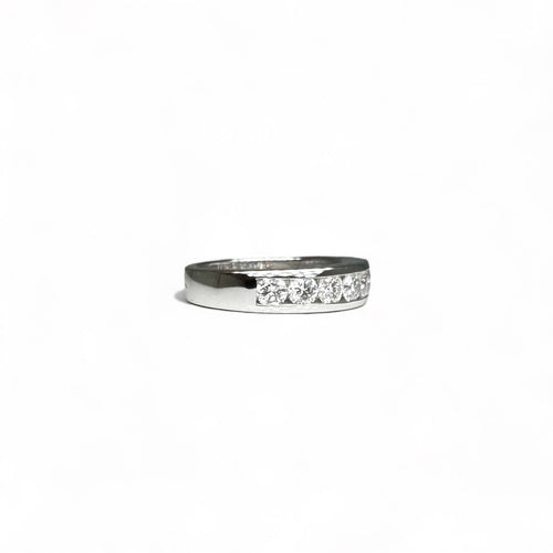 Bague 54 Demi-alliance - Bague en or blanc 18k sertie de diamants 58 Facettes