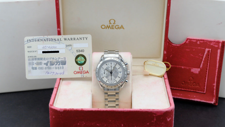 Montre Omega Speedmaster Date - Montre automatique acier 39 mm réf. 3513.30.00 58 Facettes OMG/SPE/554