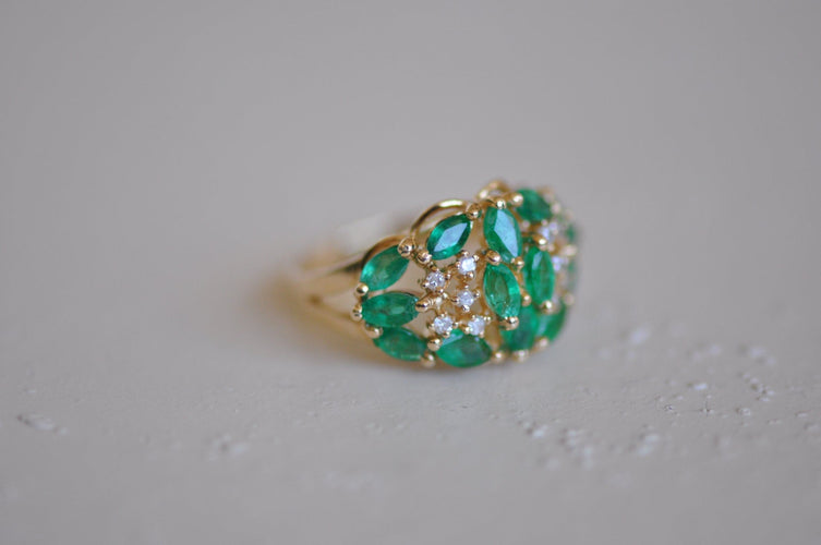 Bague 54 Bague vintage en or jaune 14K avec émeraudes et diamants 58 Facettes