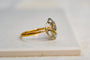 Bague 55 Bague fleur ajourée en or jaune et or blanc 18 carats 58 Facettes 3776