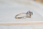 Bague 55 Bague Marguerite en or blanc et saphir, diamants 58 Facettes 3789