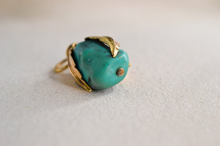 Pendentif Pendentif fruit en or jaune 14K et turquoise 58 Facettes 3270