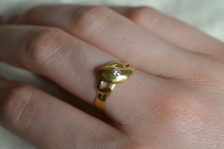 Bague 55 Bague serpent serti clos en or jaune et diamant 58 Facettes Ref2072