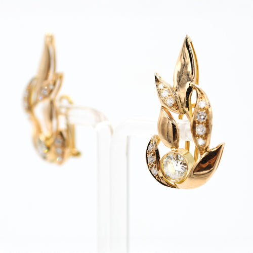 Boucles d'oreilles Boucles d’oreilles feuille en or jaune 18 ct avec diamants 58 Facettes 21930