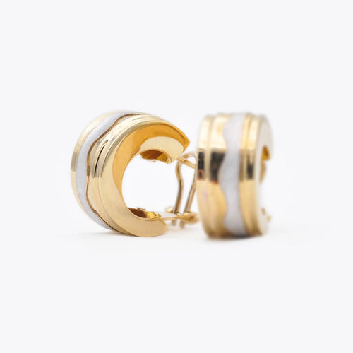 Boucles d'oreilles Boucles d’oreilles en or jaune 18 kt et émail blanc 58 Facettes 16876
