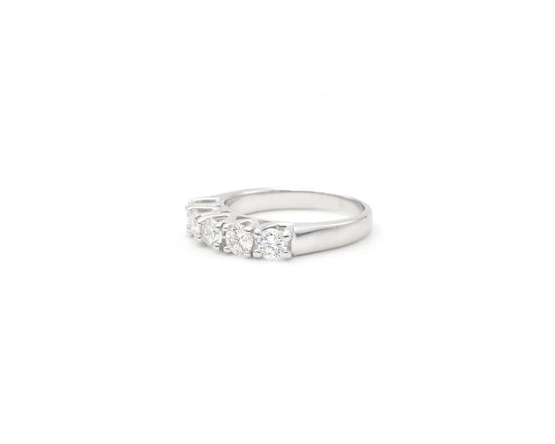 Bague Bague rivière en or blanc 18 kt et diamants 0,90 ct 58 Facettes 14624