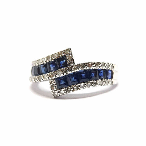 Bague 54 Bague lien en Or blanc, saphirs & diamants 58 Facettes