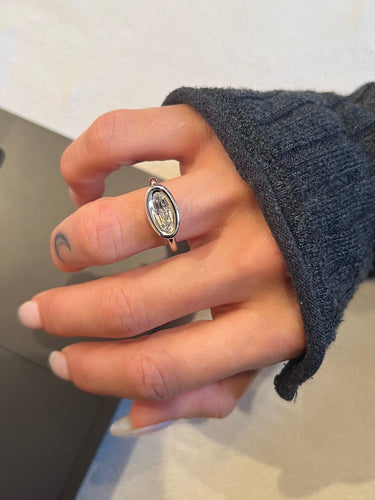 Bague 52 Solitaire baignoire moval en or blanc 18 carats avec diamant 0,80 ct 58 Facettes