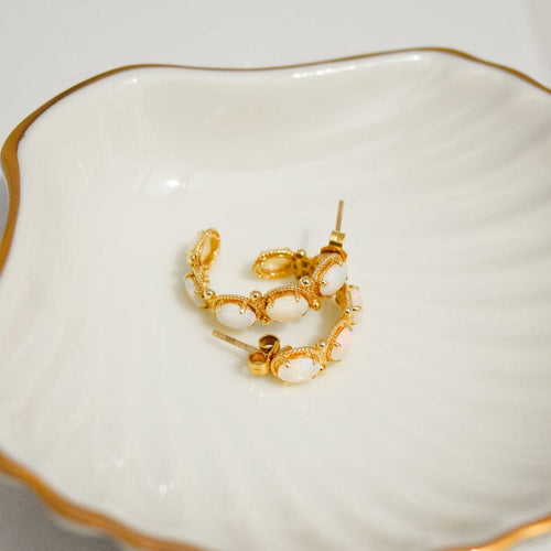 Boucles d'oreilles Boucles d’oreilles vintage en or jaune 14 carats et opales 58 Facettes 2870
