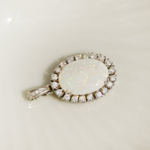 Pendentif Pendentif opale boulder en platine et diamants 58 Facettes 2842