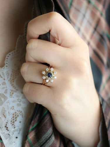 Bague 52 Bague marguerite en or jaune 18 carats saphir et diamants 58 Facettes 1CA0000002/1