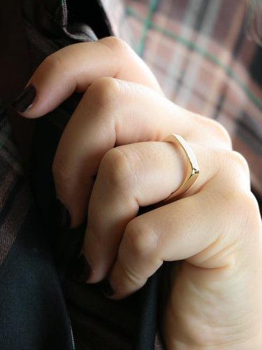 Bague 56 Dinh Van x Pierre Cardin - Bague carrée en or jaune 18k 58 Facettes 1176.2