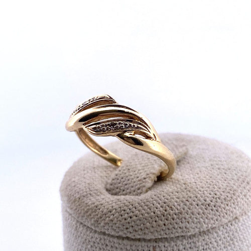 Bague 52 Bague entrelacée sertie en or jaune 18K, taille 52 58 Facettes 250171