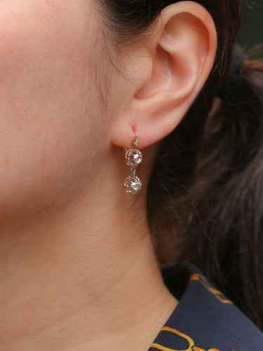 Boucles d'oreilles Dormeuses anciennes en or 18 carats, platine et diamants taille rose 58 Facettes 744