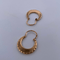 Boucles d'oreilles Boucles d’oreilles créoles texturées en or jaune 18 carats 58 Facettes 250013