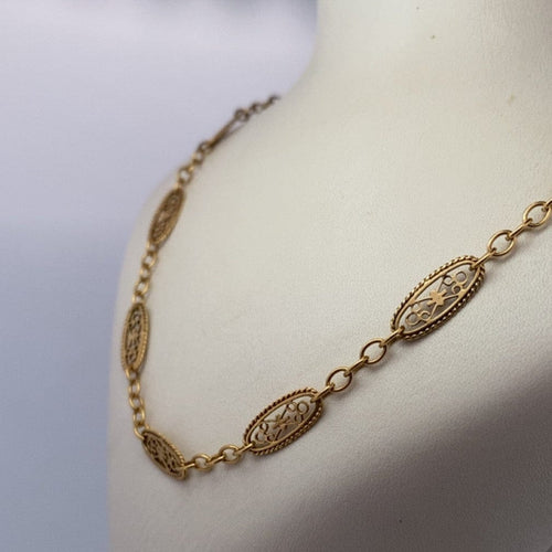 Collier Collier filigrane ajouré en or jaune 18 carats, 13,19 g 58 Facettes 250193