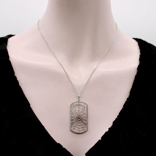 Collier Pendentif dog tag toile d’araignée en or blanc 18k et diamants, chaîne 14k 58 Facettes A2005C