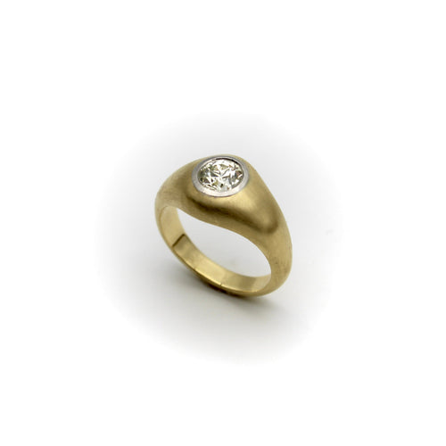 Bague Bague en or 18k avec diamant taille ancienne 0,78 ct 58 Facettes