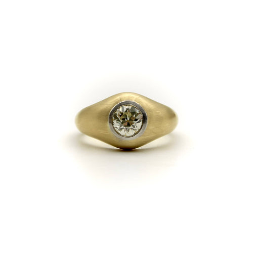 Bague Bague en or 18k avec diamant taille ancienne 0,78 ct 58 Facettes
