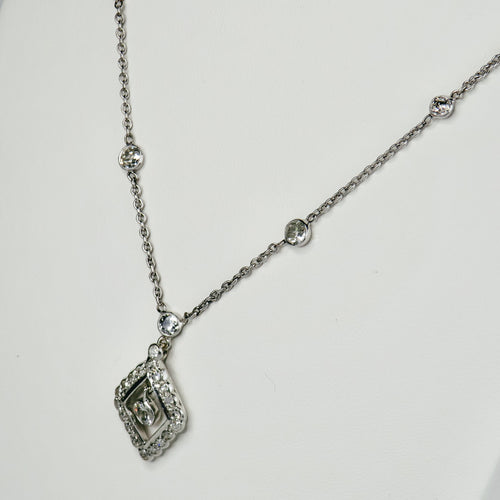 Collier Art déco - Collier en or blanc 585 et platine serti de diamants 58 Facettes 2637