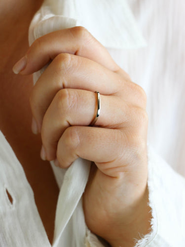 Bague 49 Dinh Van Square - Alliance carrée en or blanc 18k 58 Facettes 1206.1