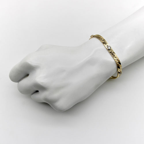 Bracelet Bracelet maille chevrons vintage en or 14K et diamants 58 Facettes A2006O