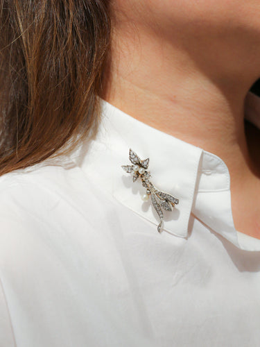 Broche Broche ancienne fleur en or 18k et argent avec diamants et perles fines 58 Facettes 275