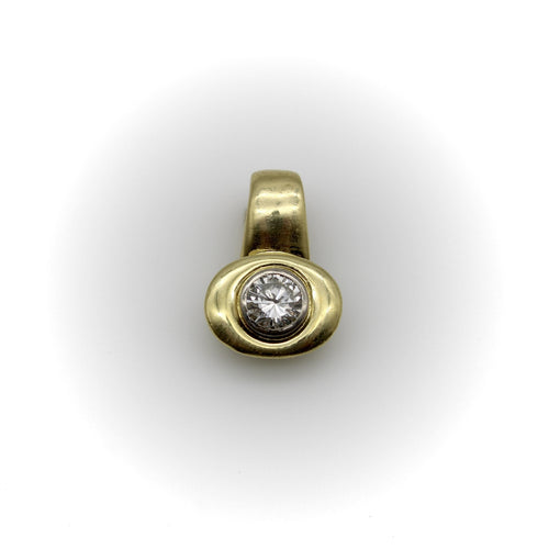Pendentif Pendentif des années 1980 en or jaune 18k et diamant 58 Facettes A2000L