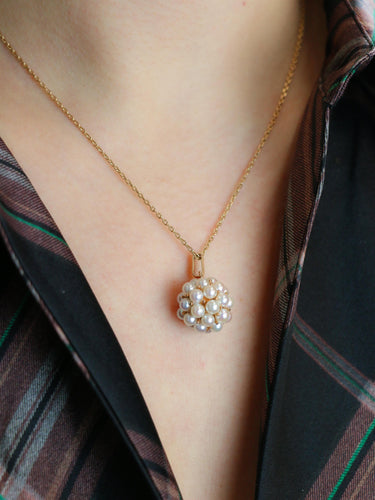 Pendentif Pendentif vintage boule de perles en or jaune 18 carats 58 Facettes 1099.4