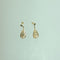 Boucles d'oreilles Boucles d’oreilles pendantes feuille texturée en or jaune 18 carats 58 Facettes 250232