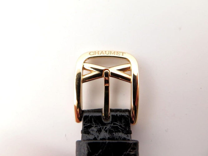Montre Chaumet Liens Lumière - Montre femme quartz en or jaune 18k, diamants et nacre 58 Facettes 253809