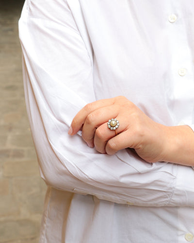 Bague 55.5 Bague marguerite en or jaune et argent avec diamants et perle fine 58 Facettes 685
