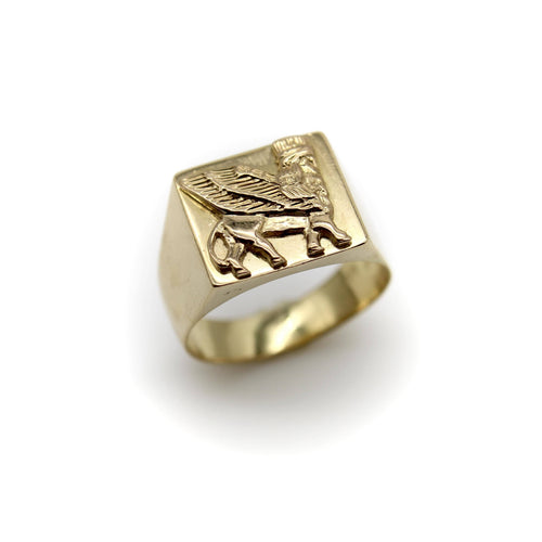 Bague Bague chevalière vintage Lamassu en or jaune 18 carats 58 Facettes A2001U