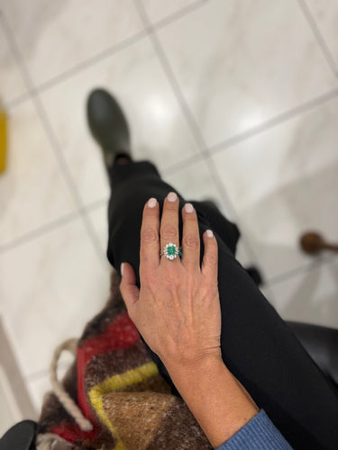 Bague 54.5 Bague vintage en or blanc 18K, émeraude colombienne 2,00 ct et diamants 58 Facettes