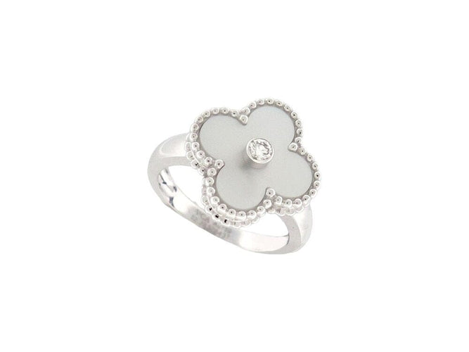 Bague 52 Van Cleef & Arpels Vintage Alhambra - Bague en or blanc 18k avec diamant 58 Facettes 264866