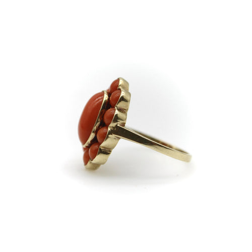 Bague Bague rétro en or 14k au corail cabochon 58 Facettes A2002D