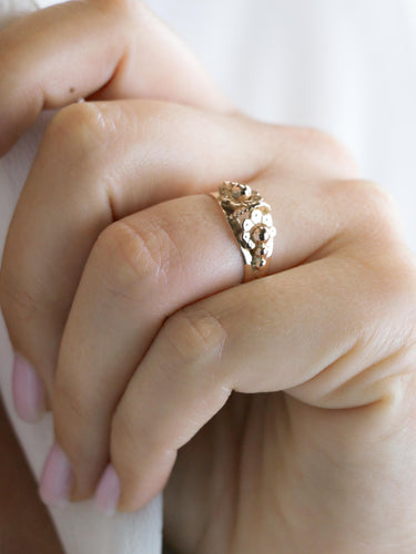 Bague 57 Bague fleur Art nouveau en or rose 18k 58 Facettes 1136.2