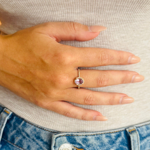 Bague Bague vintage en or rose 18k avec améthyste et saphirs blancs 58 Facettes 2508010