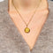 Pendentif Pendentif vintage « Dos Pesos » en or jaune 18k 58 Facettes 2509001