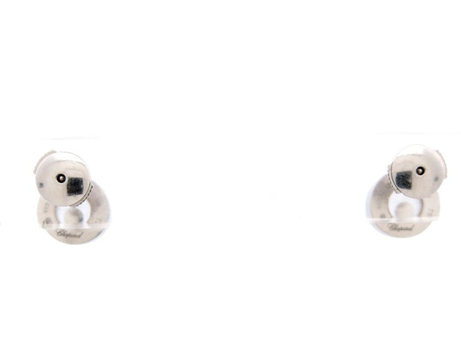 Boucles d'oreilles Chopard Happy Diamonds Icons - Boucles d'oreilles en or blanc 18k et diamants 58 Facettes 268811