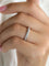 Bague 53 Alliance vintage sertie étoile en or blanc 18 carats et diamants 58 Facettes 1145.2