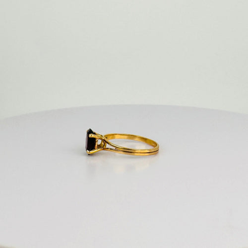Bague Bague solitaire vintage en or 18k avec grenat ovale 58 Facettes 2508017