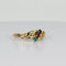 Bague Bague vintage en or jaune 18 ct avec rubis, émeraude et saphir bleu 58 Facettes 2505006