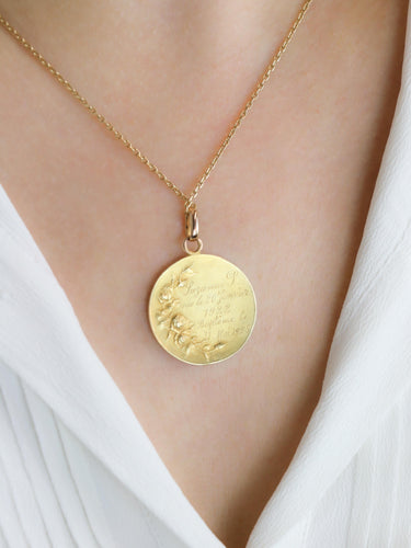 Pendentif Dropsy - Médaille Art nouveau Sancta Maria en or jaune 18 carats 58 Facettes 1153.6
