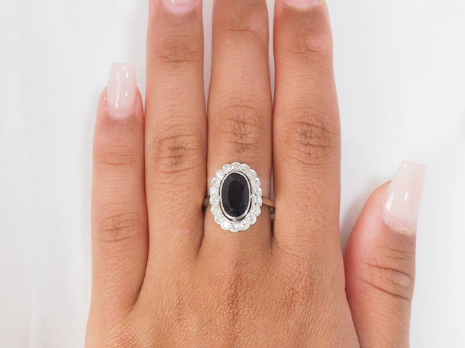 Bague 52.5 Bague Pompadour en or blanc 18 kt, saphir et diamants 58 Facettes 33190