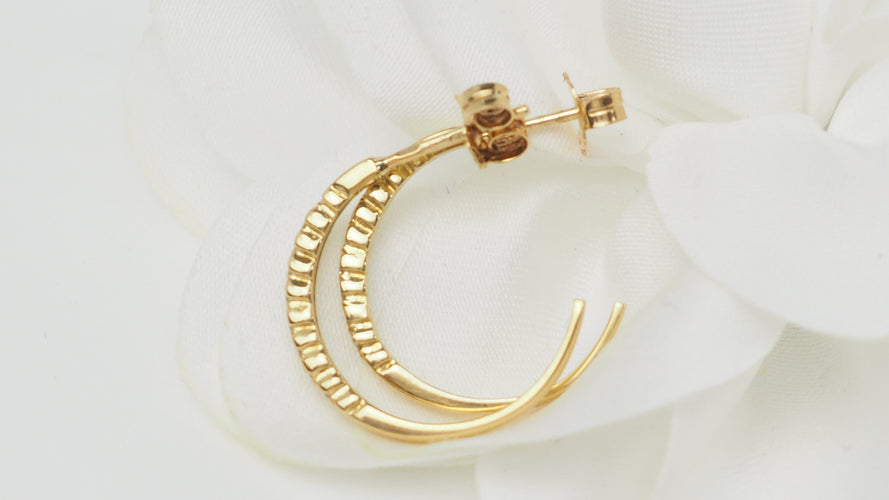 Boucles d'oreilles Boucles d’oreilles demi-créoles en or jaune 18 kt et diamants 58 Facettes 28053