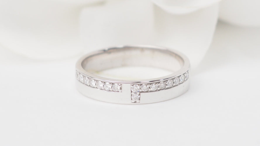 Bague 51 Bague en or blanc 18 kt et diamants 58 Facettes 32169