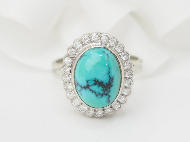 Bague 56 Bague pompadour en or blanc 18 ct, diamants et turquoise cabochon 58 Facettes 33204